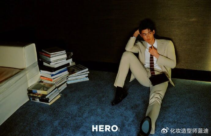 世界杯高清赛事直播入口-汪顺 HERO 创刊号封面：真正的英雄，从来都有双面人生|人物|泳池|锋芒|大片|时尚_新浪新闻