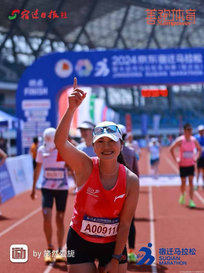 世界杯比赛在线观看地址-官兔护航·畅跑迁马丨薛露：用责任与热爱领跑家乡赛道|跑步|马拉松|官方|宿迁|成绩_新浪新闻