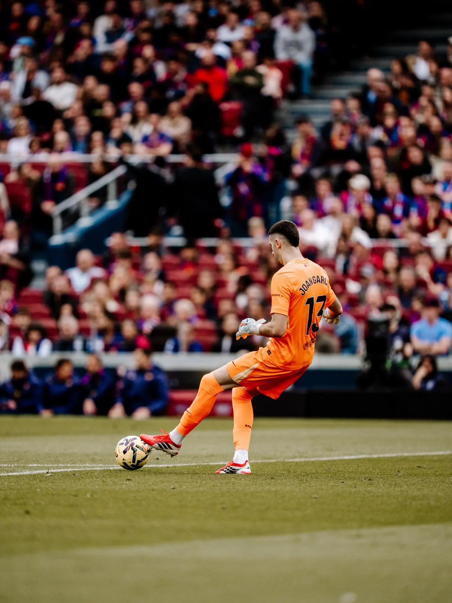 世界杯比赛在线观看地址-乔安-加西亚社媒与球迷互动：周中我们需要所有人的支持