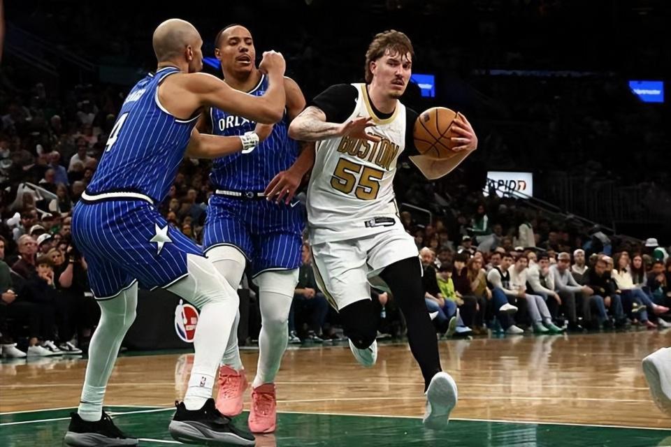 世界杯手机观看软件下载-三名铁板凳合力砍下84分！他们竟然也能组成凯尔特人的三巨头？